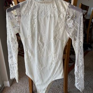Elegant Ivory Lace Long Sleeve Bodysuit